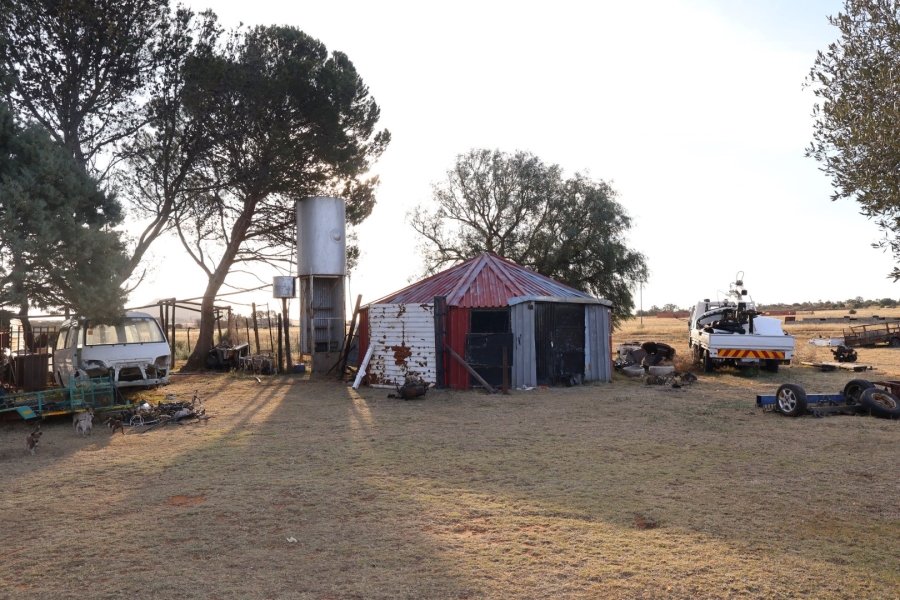 2 Bedroom Property for Sale in Bloemfontein Rural Free State